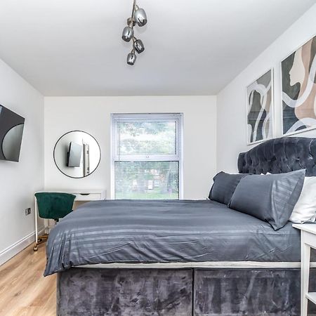 Cosy Guest House In Whitechapel Londra Esterno foto