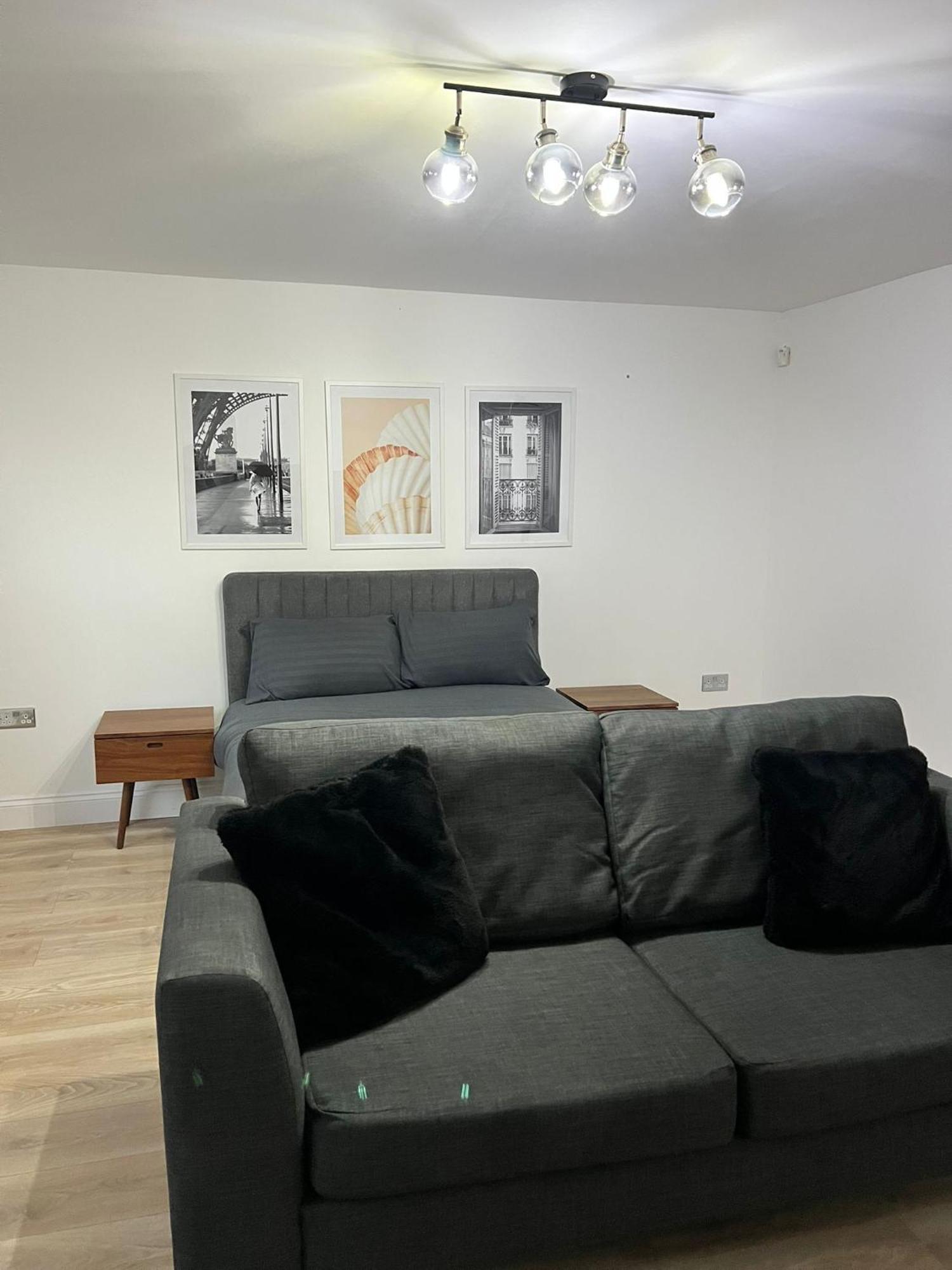 Cosy Guest House In Whitechapel Londra Esterno foto