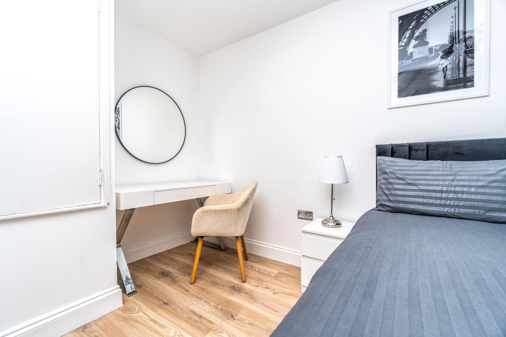 Cosy Guest House In Whitechapel Londra Esterno foto